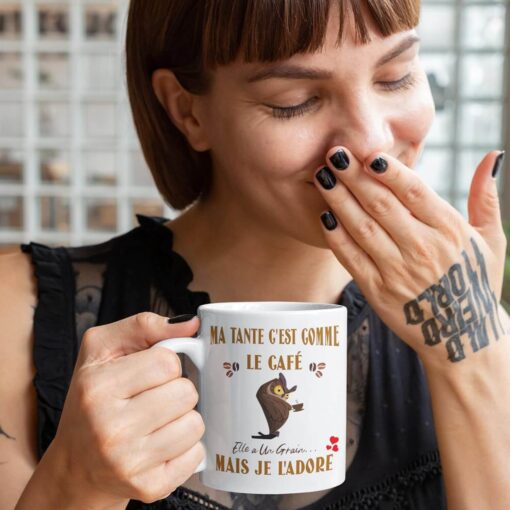 mug-ma-tante-c'est-comme-le-cafe-elle-a-un-grain-image-galerie-3