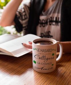 le-hasard-a-fait-de-nous-des-collegues-la-chance-des-amis-vert-image-galerie-4