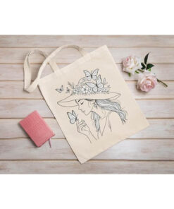 Tote-bag-femme-au-chapeau-poétique-avec-papillon-image-galerie-3