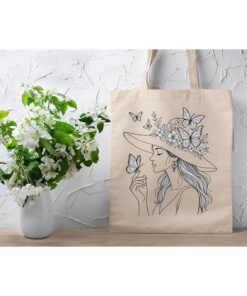 Tote-bag-femme-au-chapeau-poétique-avec-papillon-image-galerie-2