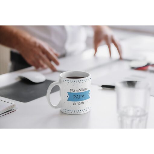 mug-bleu-pour-le-meilleur-papa-du-monde-image-galerie-3